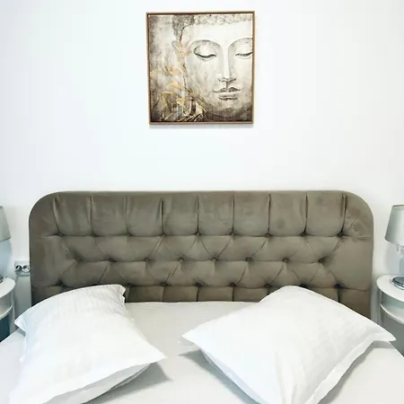 Onix D8 - 2 Apartamento